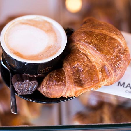 La Madegra Seasuite Salerno Ngoại thất bức ảnh